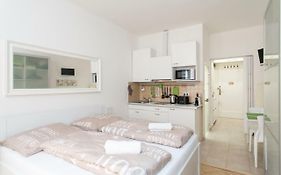 Cozy Studio With Parking Near City Center